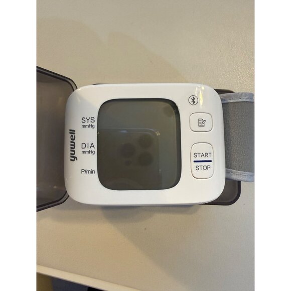Wireless Bluetooth Blood Pressure Monitor Wrist Digital Health Device - Picture 1 of 6